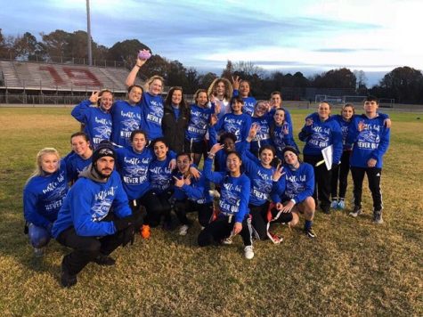 The Senior class team in Powderpuff 2018.
