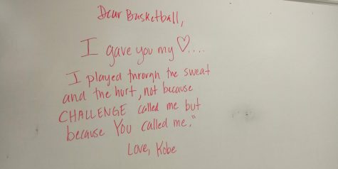 Literature Teacher Turns Kobe Bryant Tribute into Motivation Message for Seniors