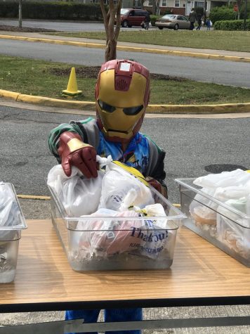 VBCPS Offers Food To All Students Amid Closure