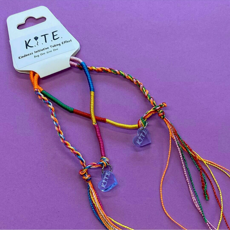 Via @kite.bracelets on Instagram.